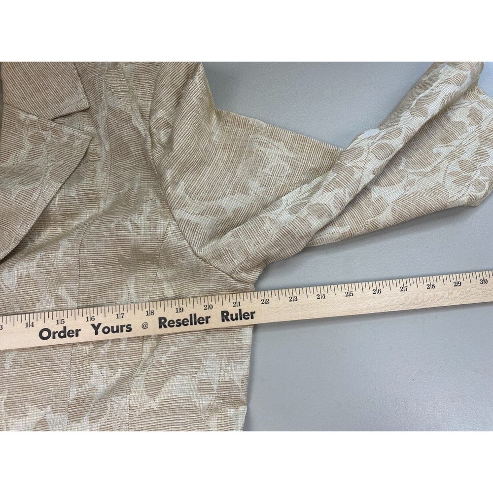 Chicos Blazer 2 Floral Jacquard Beige Lightweight Spring Summer Career Jacket - Picture 8 of 13